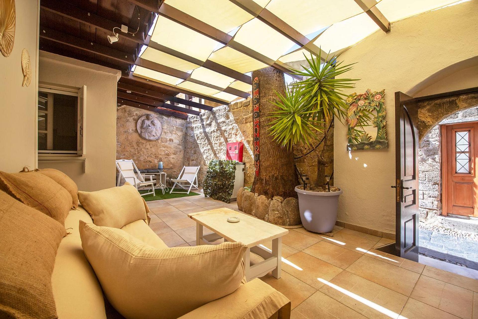 Old Town Corner Luxury Studios Rhodes City エクステリア 写真